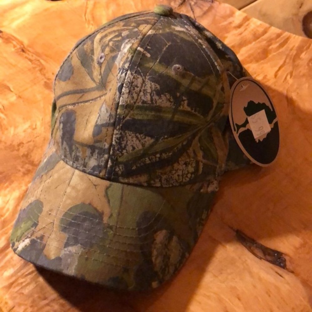 NWT Mossy Oak Hat